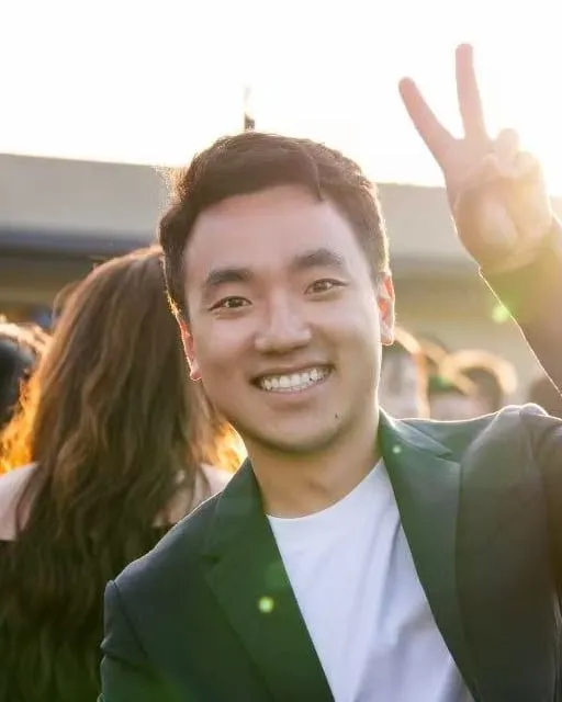 王启闻